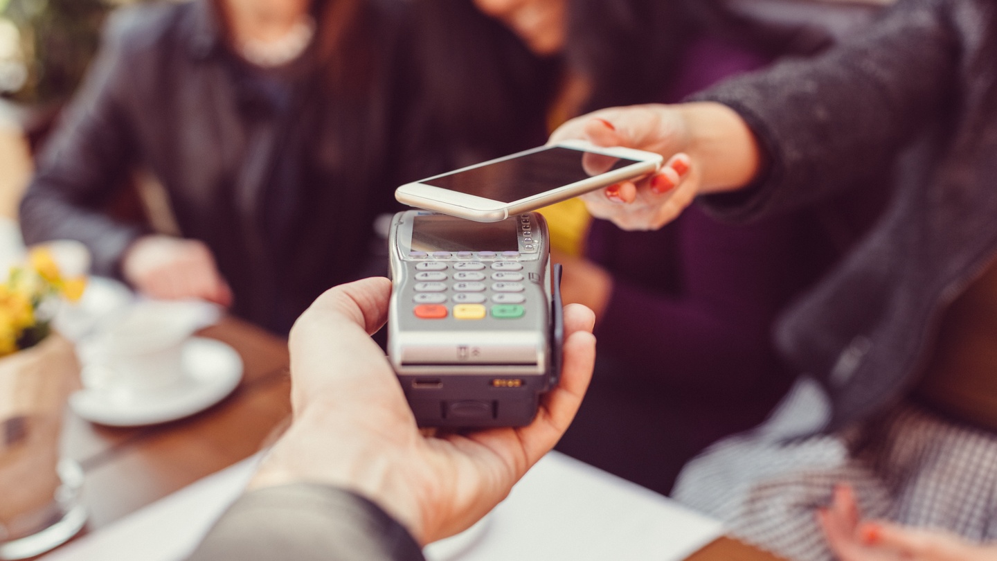 Have you heard the news? Apple Pay contactless service launches in Ireland