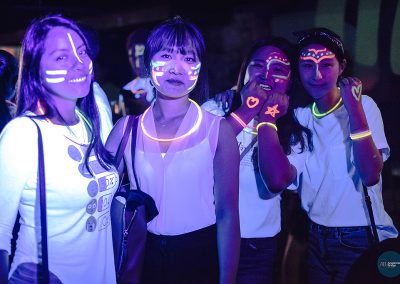 glow01-400x284