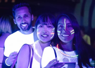 glow09-400x284