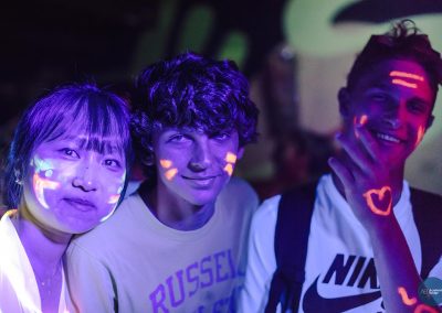 glow10-400x284