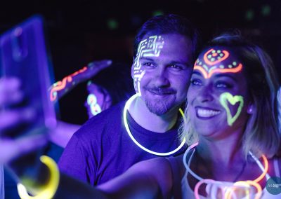 glow16-400x284